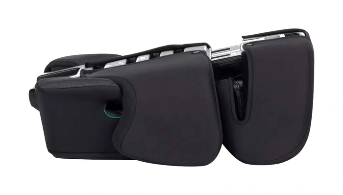 Bebeconfort Road Safe i-Size hopfälld, visar den kompakta profilen