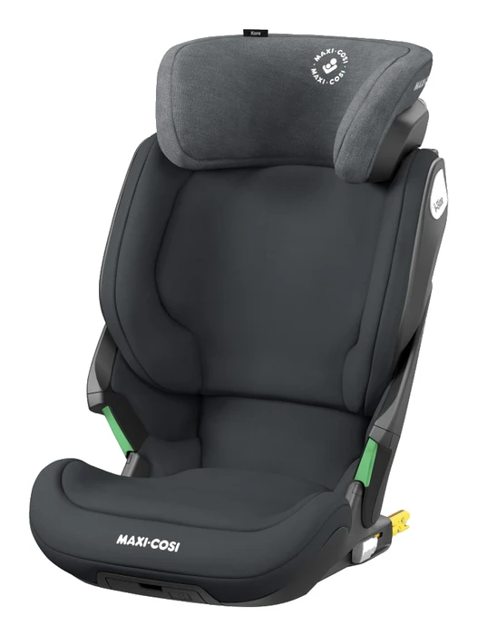 Maxi-Cosi Kore i-Size bältesstol i mörkgrå, 3/4-vy med gröna bältesguider och ISOFIX-fäste synligt