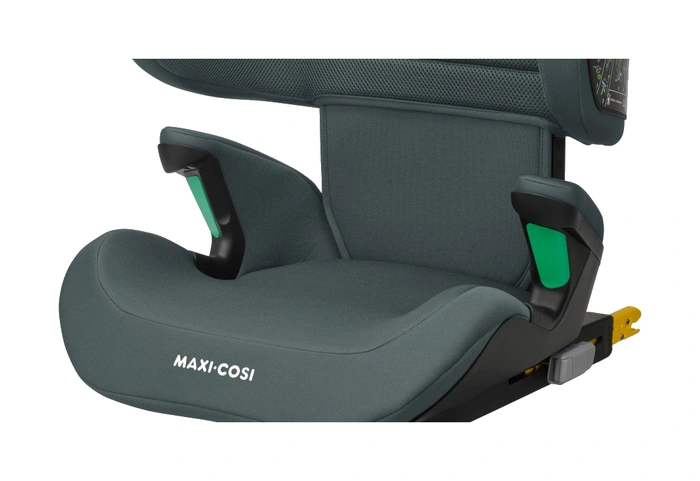 Maxi-Cosi Rodifix R närbild på sitsen med sidostöd och bältesstyrning i grönt